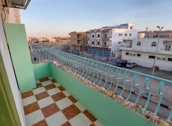 Apartment Spacious Coral Flat 2 Bedrooms And 3 Balconies *