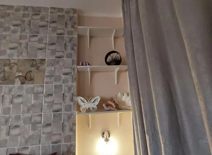 Apartment Spacious Coral Flat 2 Bedrooms And 3 Balconies
