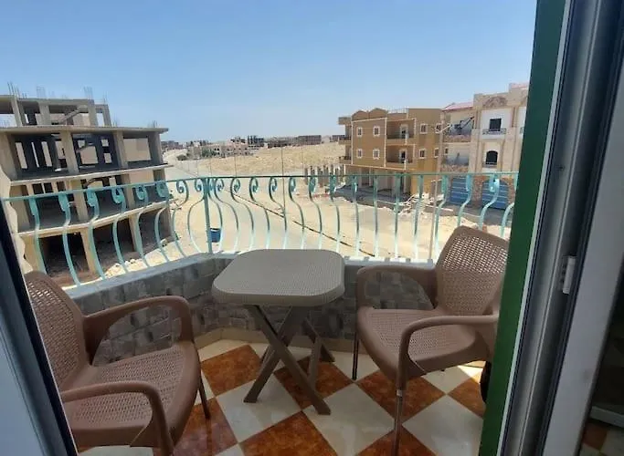 Spacious Coral Flat 2 Bedrooms And 3 Balconies