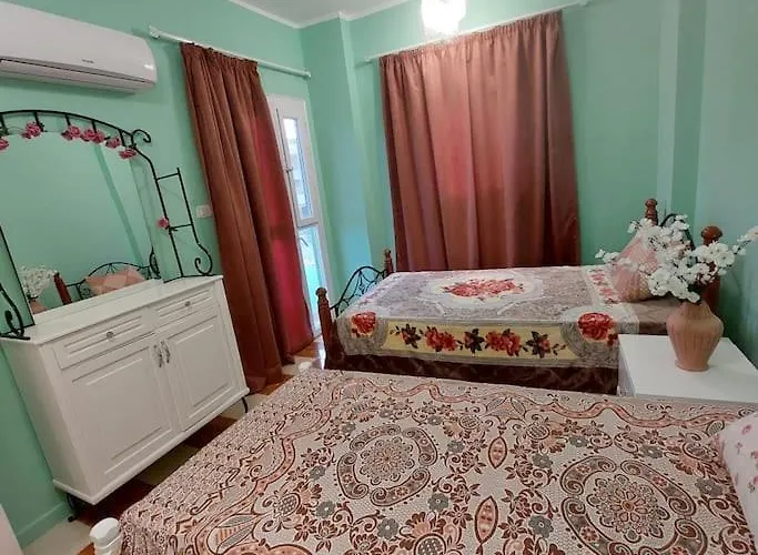 Apartment Spacious Coral Flat 2 Bedrooms And 3 Balconies